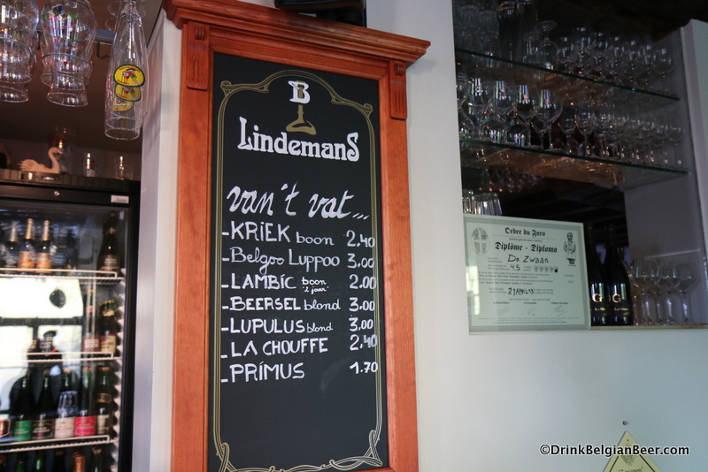 Beers on draft at De Zwaan. 