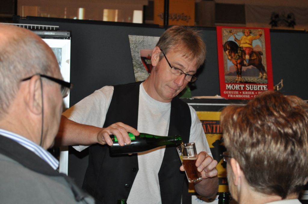 Pouring a beer at past Lambikstoempers Beer Weekend.