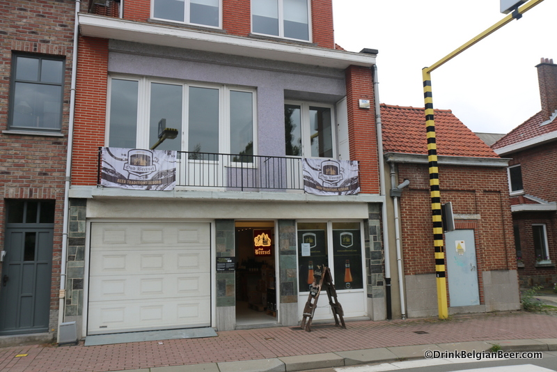 The new shop and tasting room building at Oud Beersel, which is to the left of the old brewery building.