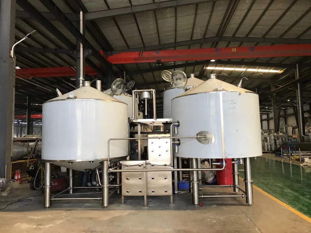A photo of the new Brouwerij Sako brewhouse at the factory in China. 